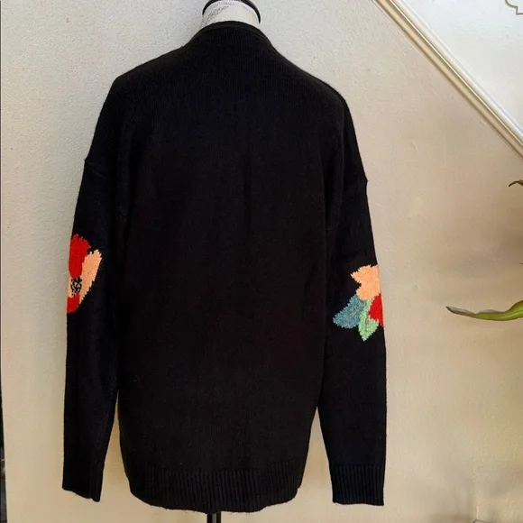 NWOT Cabi Coming Up Roses Cardigan - Picture 4 of 5